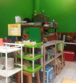 Soto Kuning Bogor Mang Iyan 