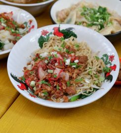 Bakmi Aseng