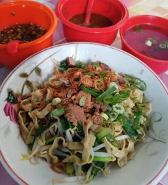 Bakmi Aseng
