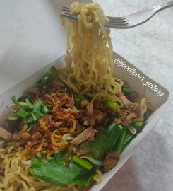 Bakmi Aseng