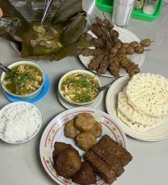 Soto Ayam Kudus Delima 