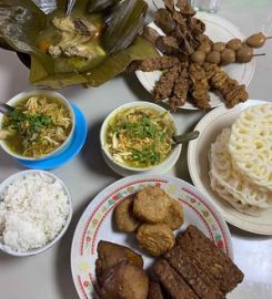 Soto Ayam Kudus Delima 