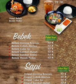 Rumah Makan Kampung Kecil