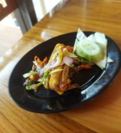 Rumah Makan Kampung Kecil