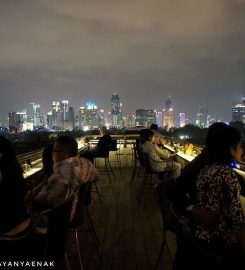 L’Avenue – The Hermitage