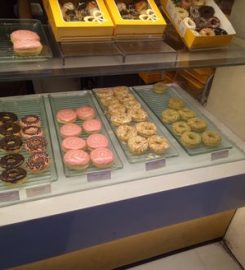 J.CO Donuts & Coffee 