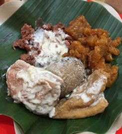 Nasi Gudeg & Liwet Cah Solo