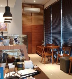 Kickass Coffee Works & Hubble Scoop Creamery