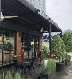 Saint Cinnamon & Coffee 