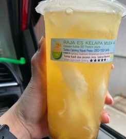 Raja Es Kelapa Muda