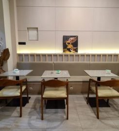 Sensasi Nasi Kari Resto & Cafe 