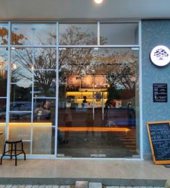 Foresthree Coffee & Kitchen 